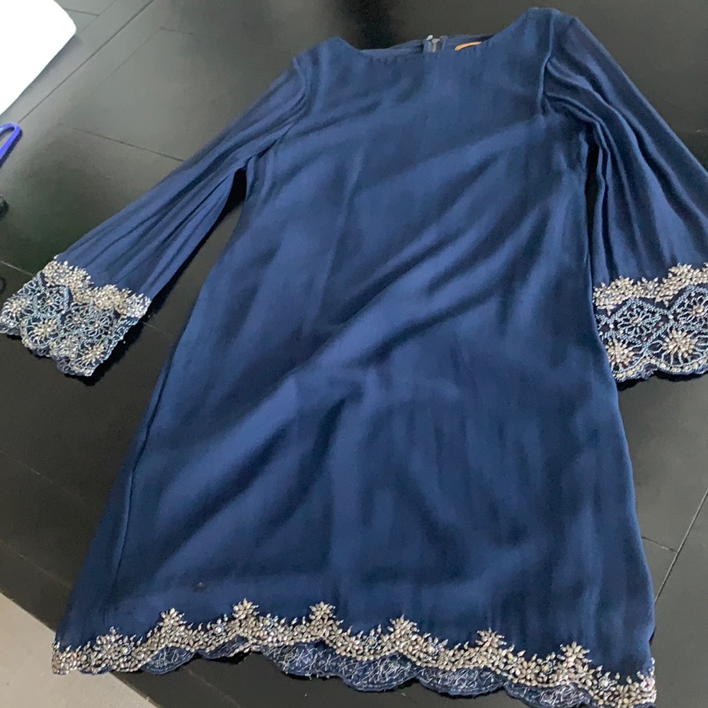 Alice and Olivia dress